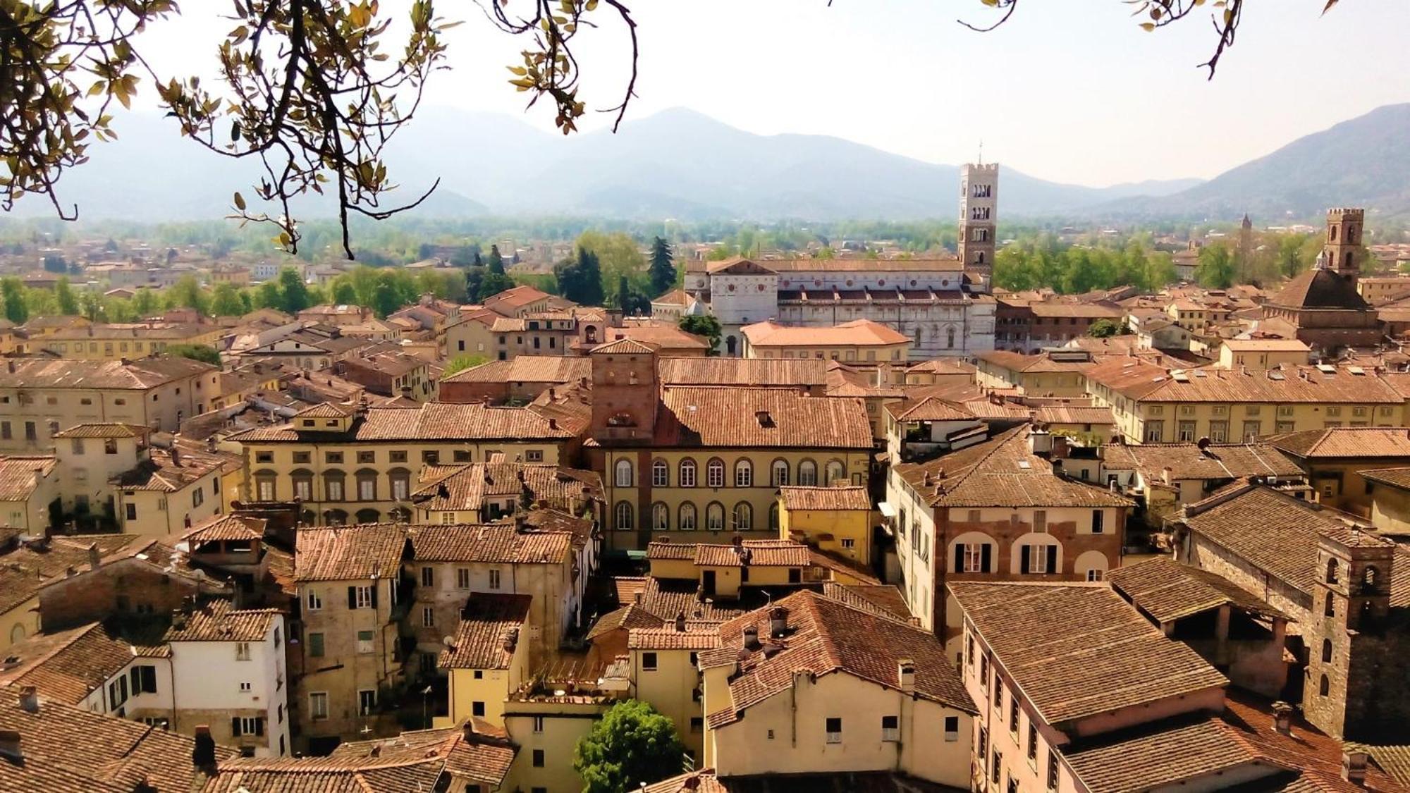 Apartment La Porta Lucca